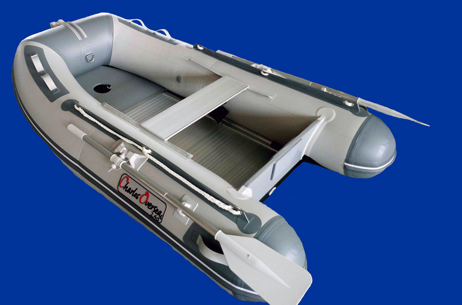 Bateau Charles Oversea 2.4d